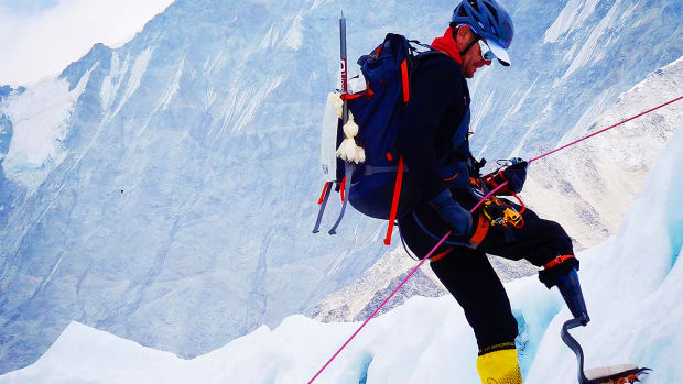 jeff-glasbrenner-climbs-everest.jpg